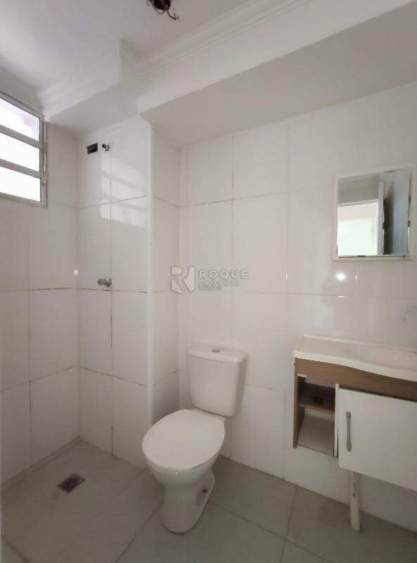 Apartamento para aluguel no bairro Jardim Olga Veroni: WC social 