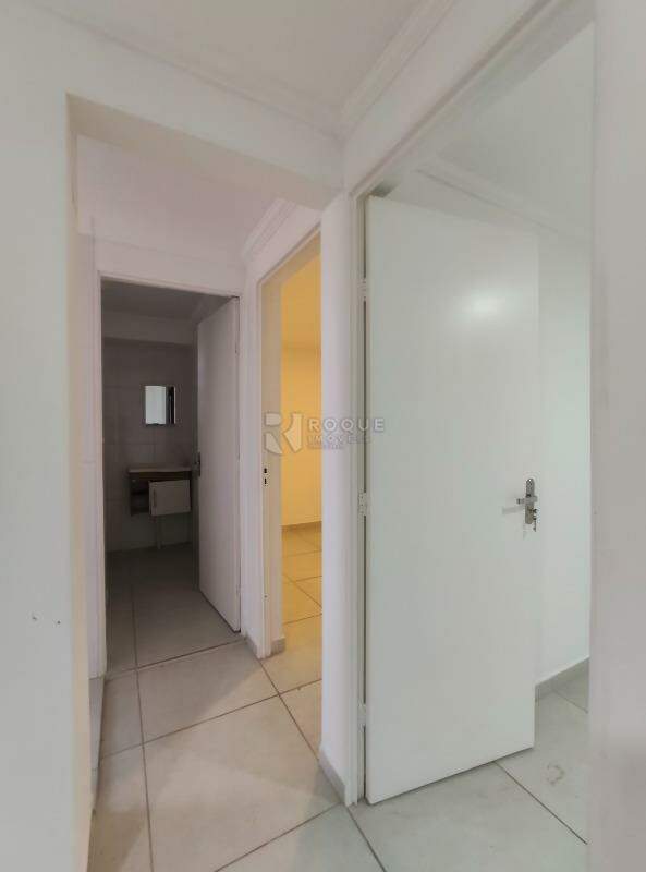 Apartamento para aluguel no bairro Jardim Olga Veroni: Hall 