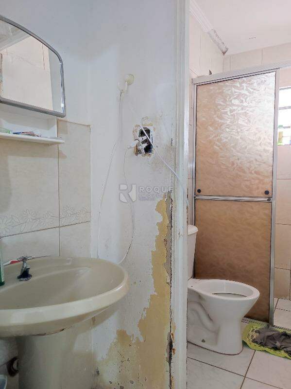 Casa Residencial à venda no bairro Parque Nossa Senhora das Dores: LAVABO