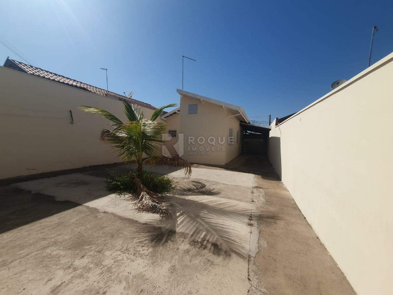Casa Residencial para aluguel no bairro Jardim Residencial José Cortez: Fundo