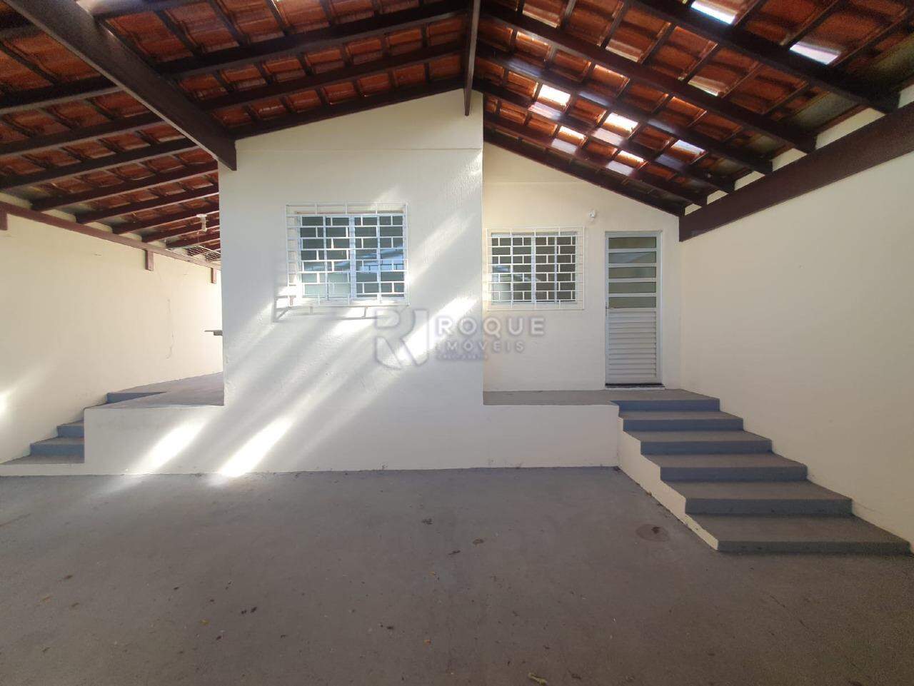 Casa Residencial para aluguel no bairro Jardim Residencial José Cortez: Área da frente / Garagem