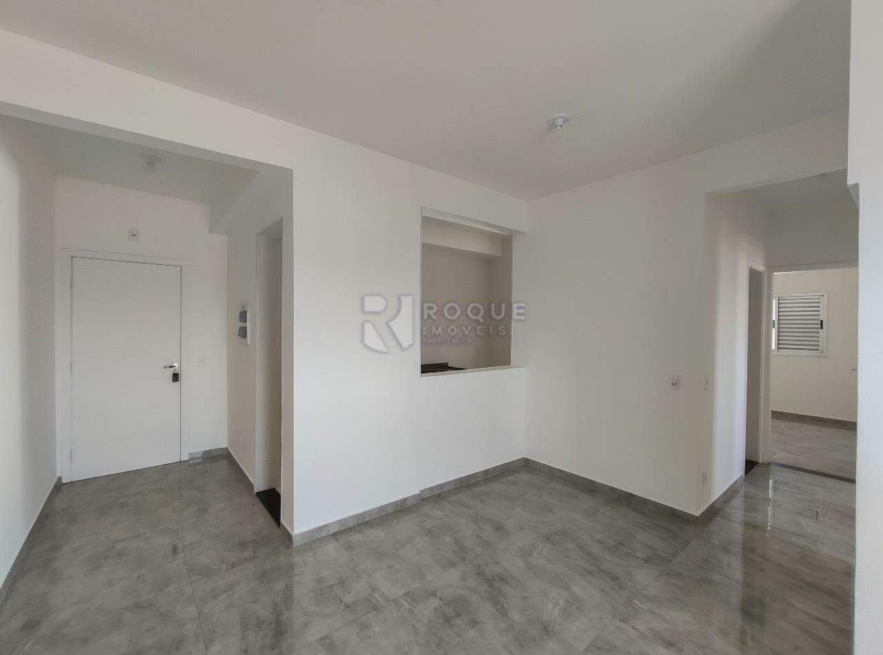 Apartamento para aluguel no bairro Chácaras Antonieta: Sala