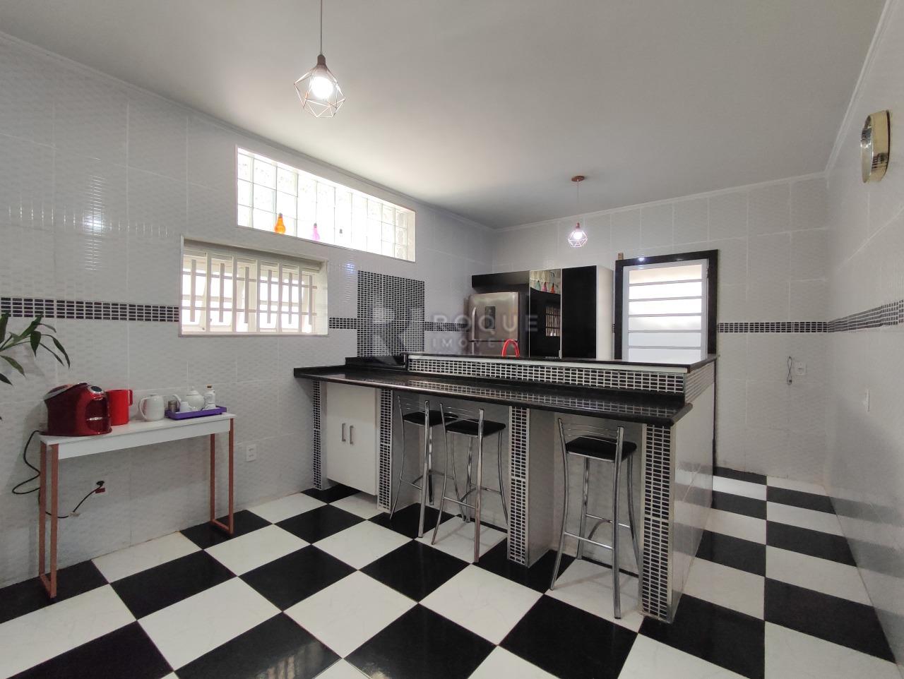 Casa Residencial à venda no bairro Jardim Mediterrâneo: COZINHA