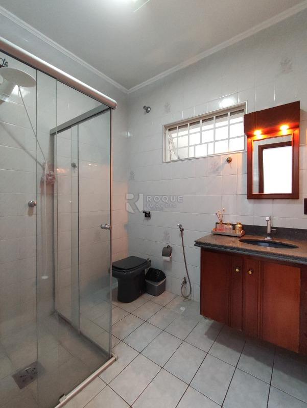 Casa Residencial à venda no bairro Jardim Mediterrâneo: BANHEIRO SOCIAL