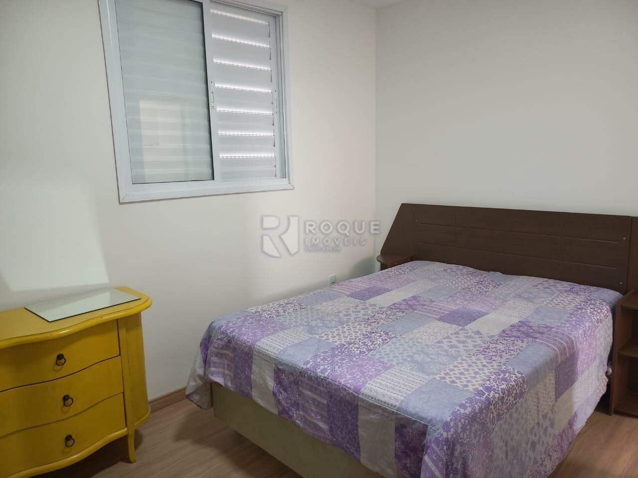 Apartamento para aluguel no bairro Jardim Trevo: Dormitório 2 suíte