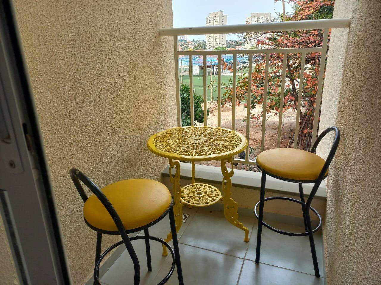 Apartamento para aluguel no bairro Jardim Trevo: Sacada