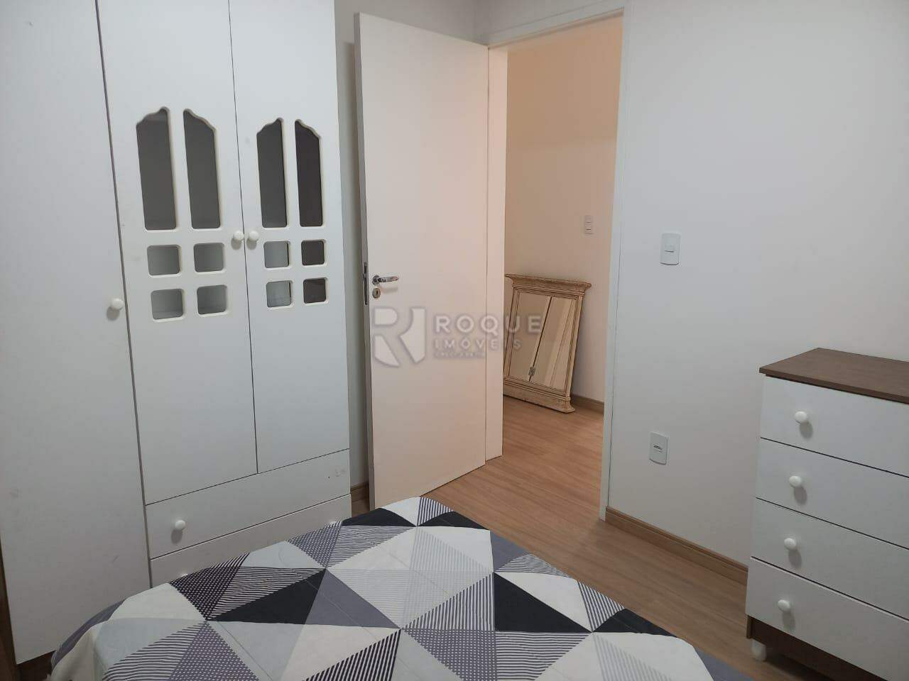 Apartamento para aluguel no bairro Jardim Trevo: Dormitório 1