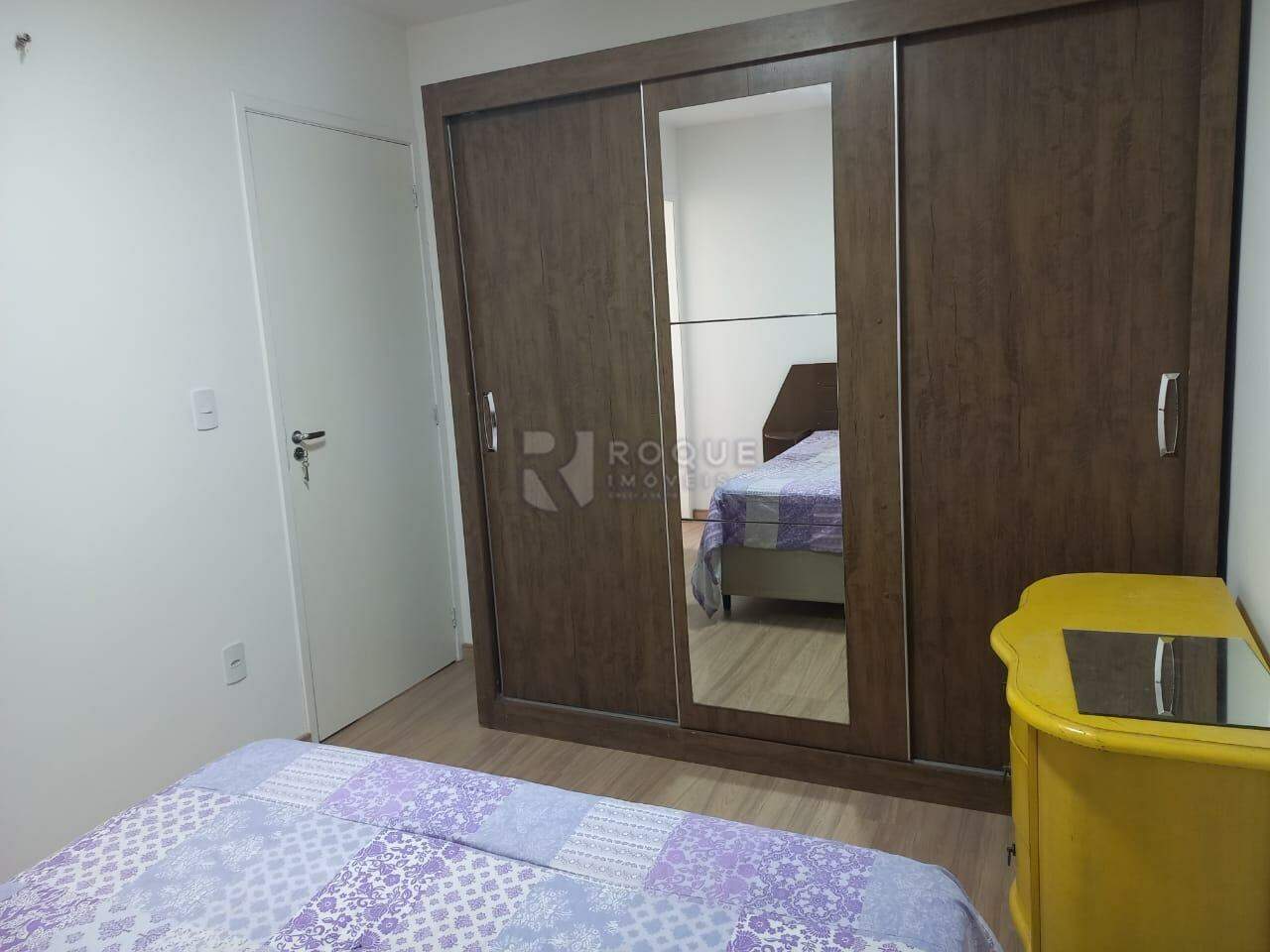 Apartamento para aluguel no bairro Jardim Trevo: Dormitório 2 suíte