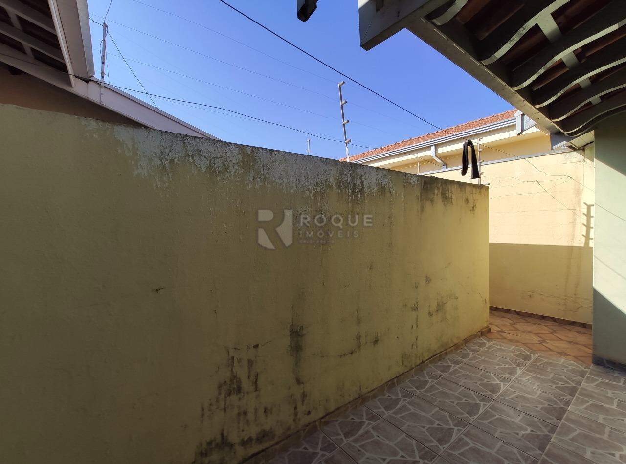 Casa Residencial para aluguel no bairro Jardim Nova Itália: Frente 