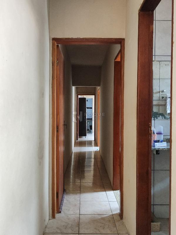 Casa Residencial à venda no bairro Vila Limeiranea: CORREDOR INTERNO