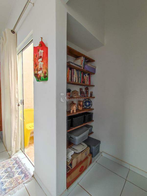 Casa Residencial à venda no bairro Boa Vista: DESPENSA