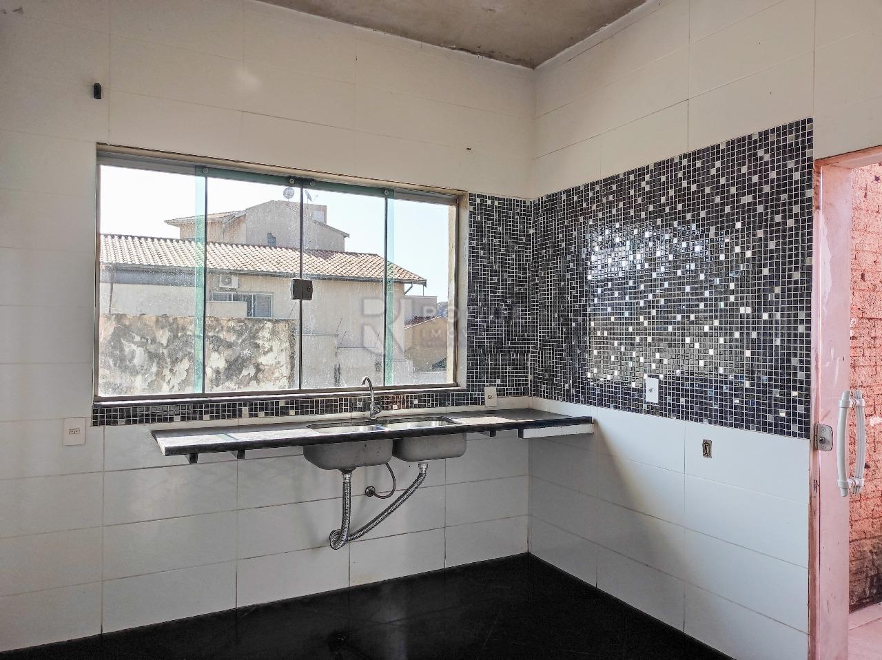 Casa em condomínio à venda no bairro Parque Egisto Ragazzo: COZINHA