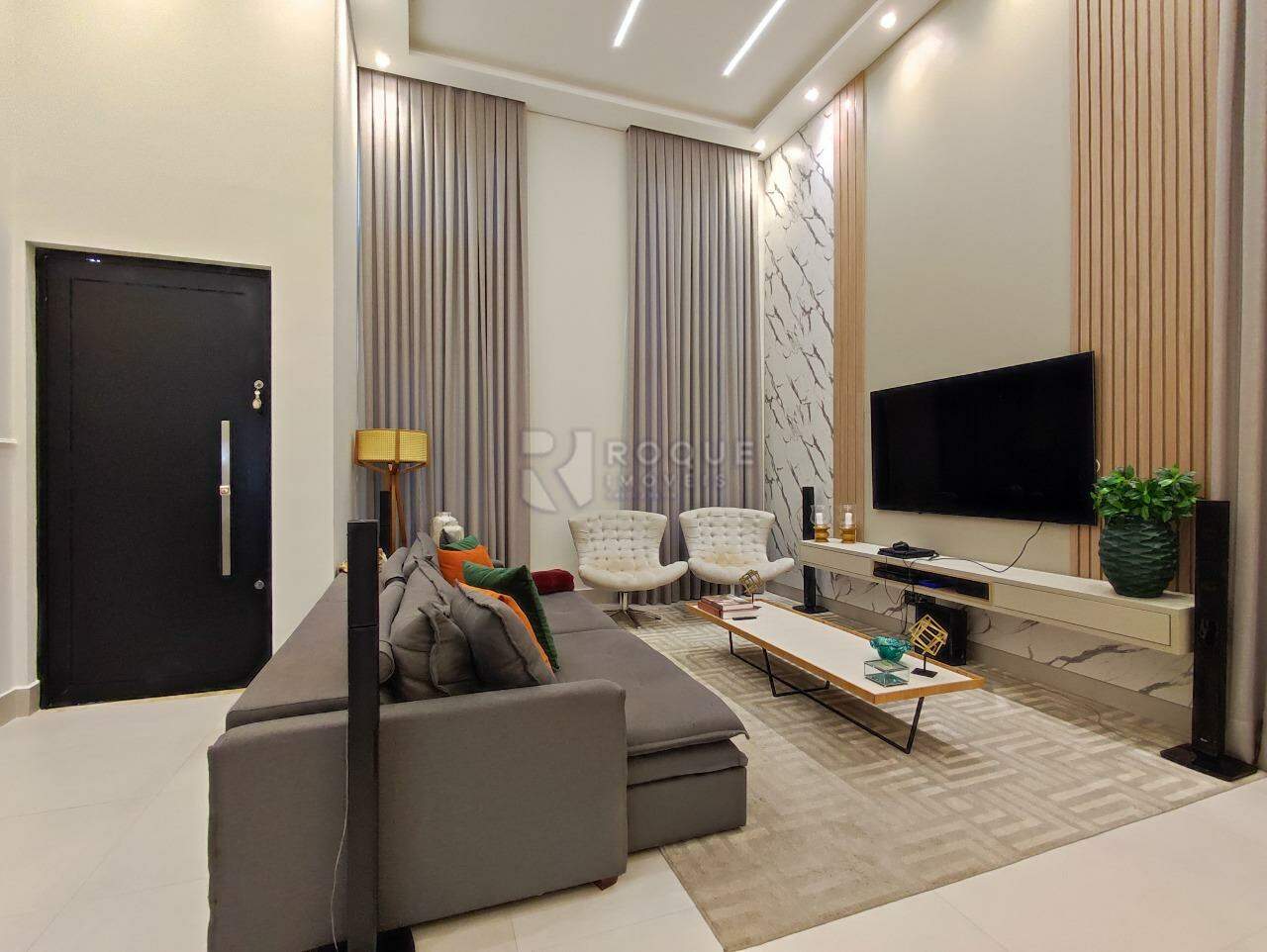 Casa em condomínio à venda no bairro Jardim Florença: SALA DE TV