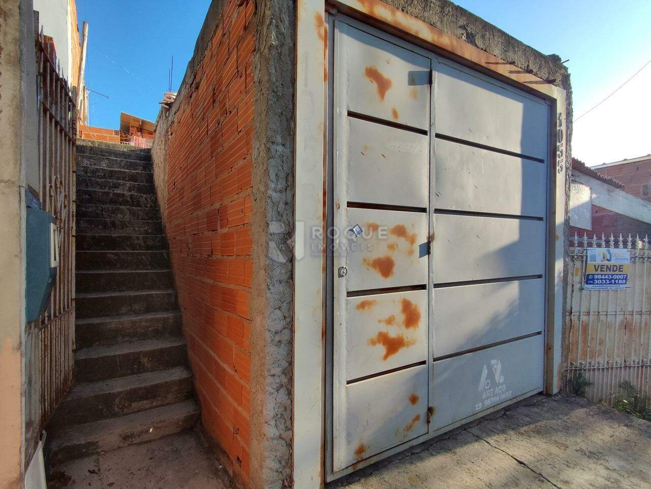 Casa Residencial à venda no bairro Jardim dos Jequitibás: ACESSO ANDAR SUPERIOR