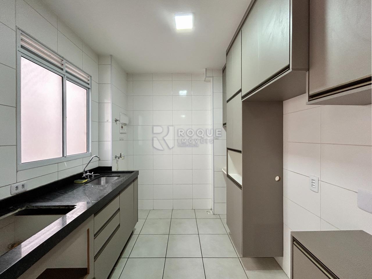 Apartamento para aluguel no bairro Graminha: Cozinha 