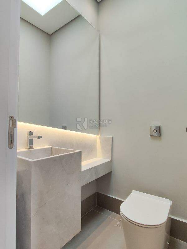 Casa em condomínio à venda no bairro Residencial Greville: LAVABO