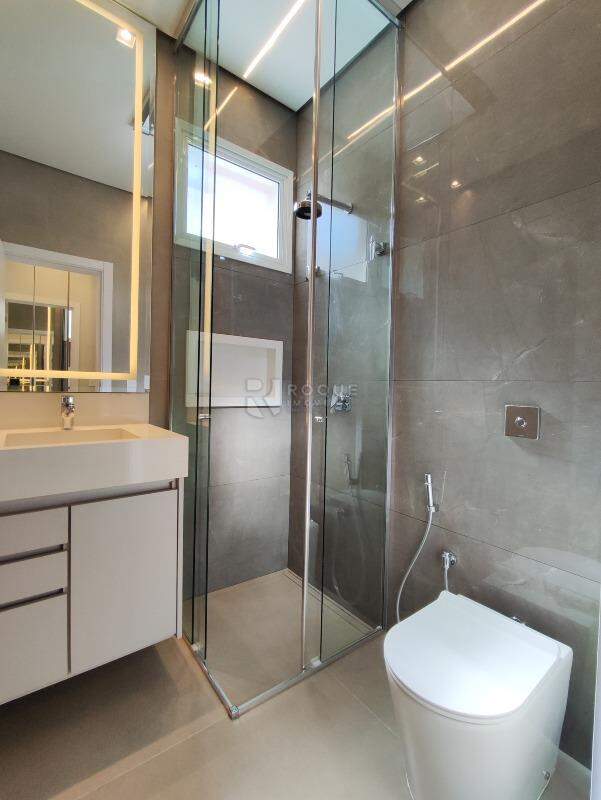 Casa em condomínio à venda no bairro Residencial Greville: WC SUÍTE 2