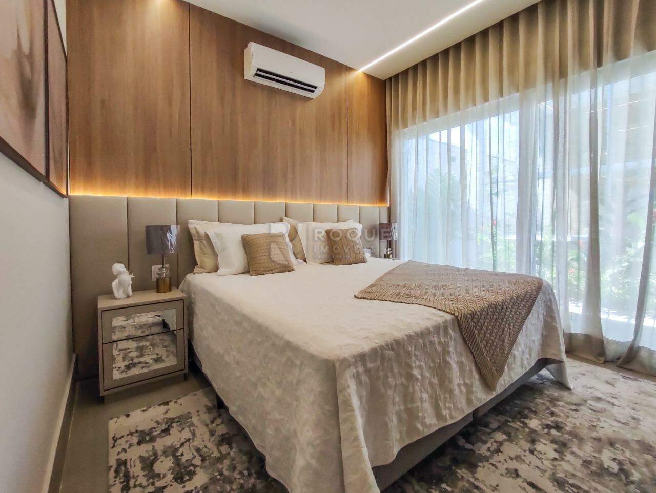 Casa em condomínio à venda no bairro Residencial Greville: SUÍTE MASTER