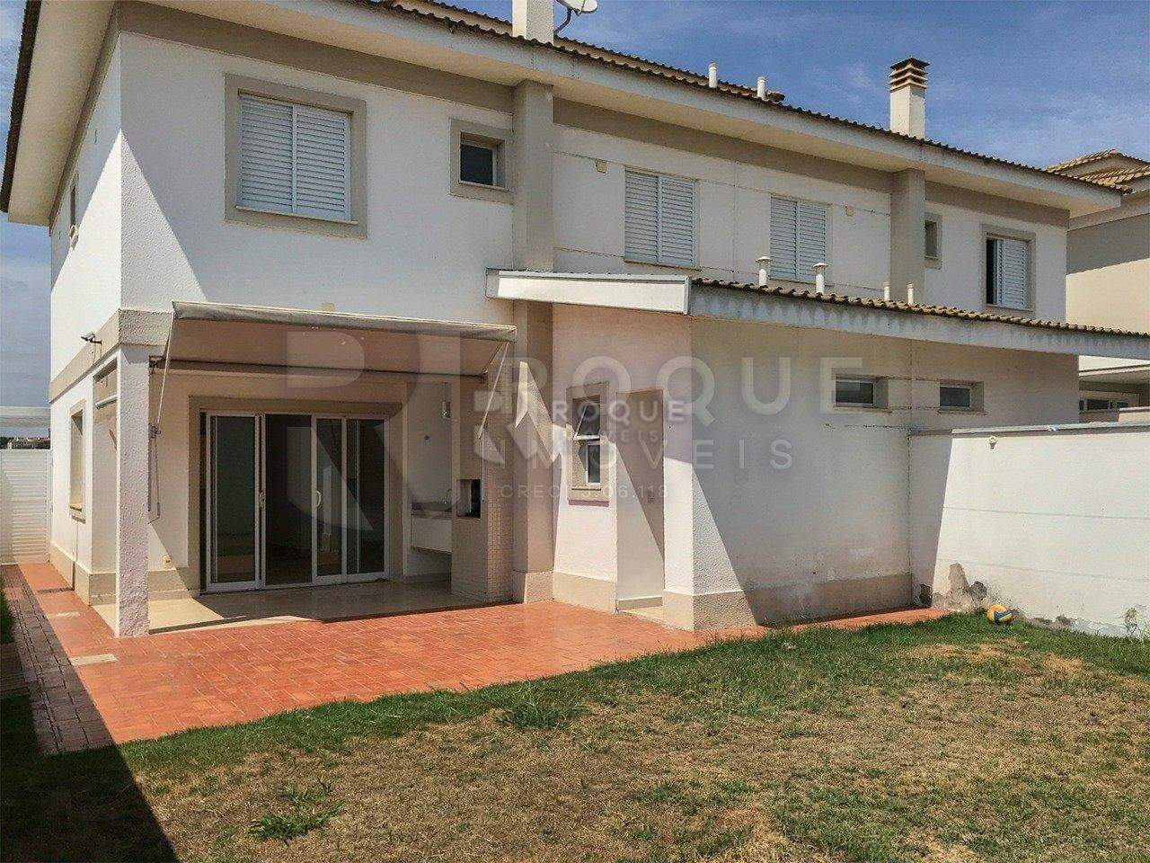 Casa em condomínio à venda no bairro Jardim Montezuma: Fundo 