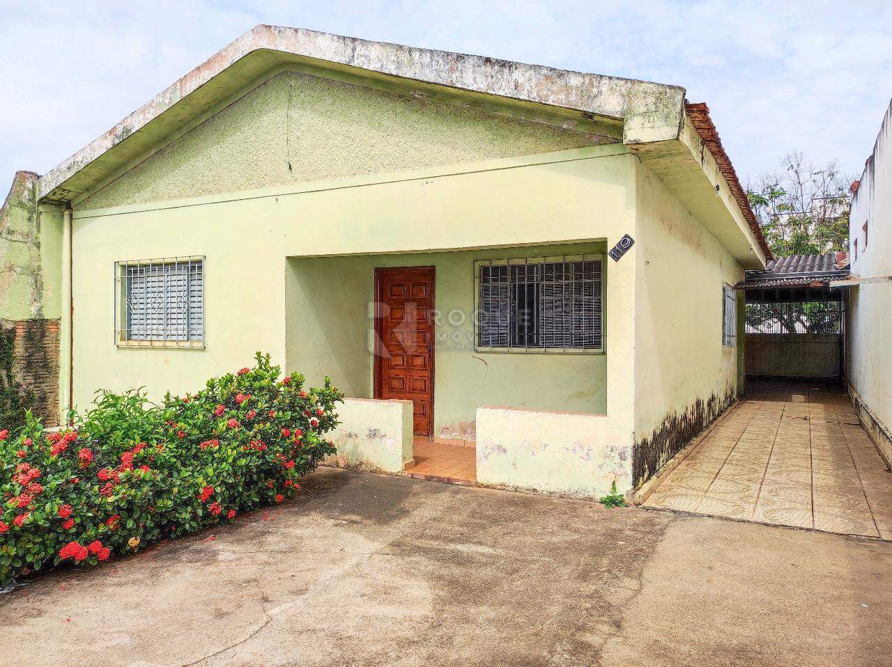 Casa Residencial à venda no bairro Jardim Brasil: FRENTE