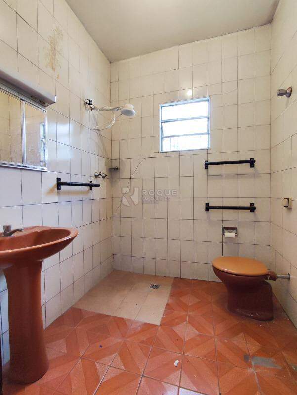Casa Residencial à venda no bairro Jardim Brasil: BANHEIRO SOCIAL