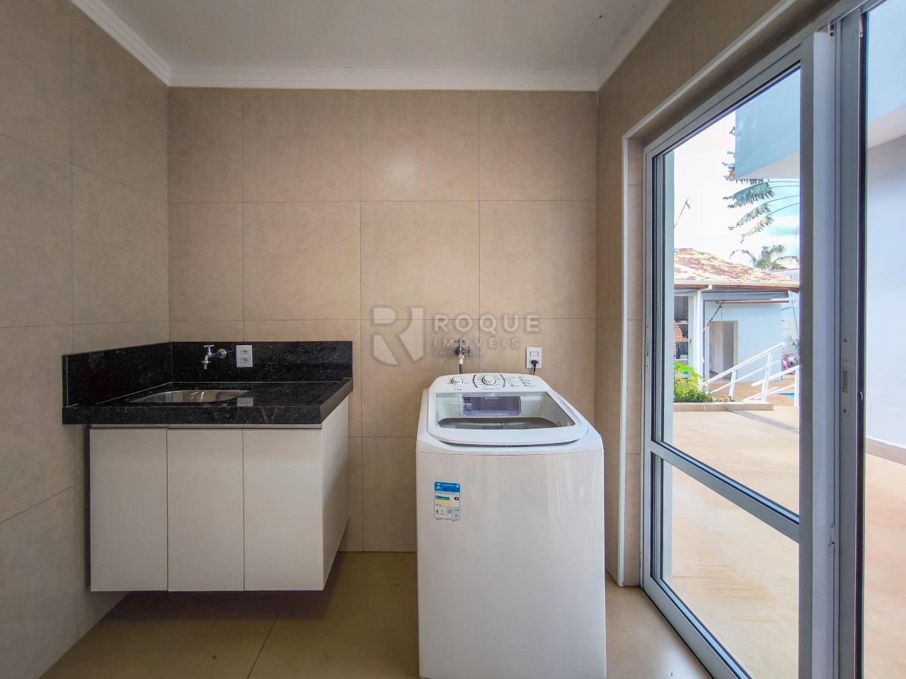 Casa Residencial à venda no bairro Jardim Canaa: LAVANDERIA