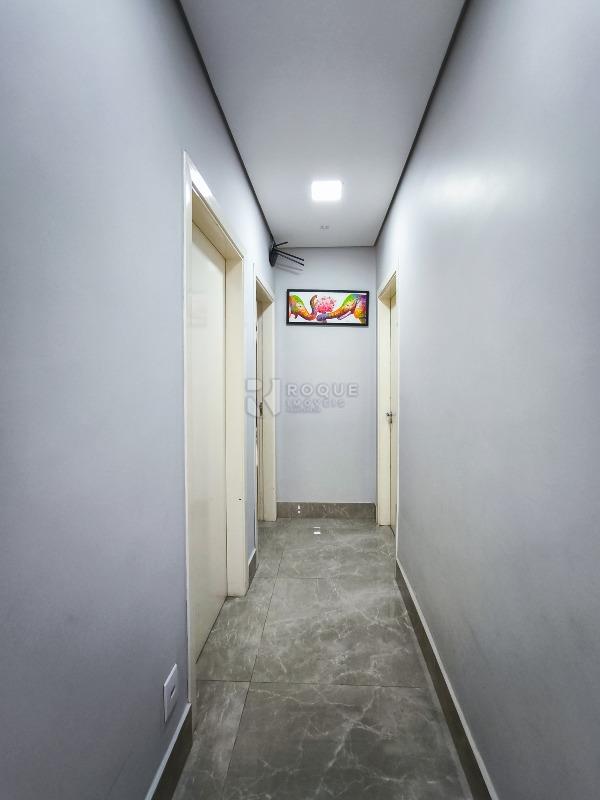 Casa Residencial à venda no bairro Jardim Canaa: CORREDOR INTERNO