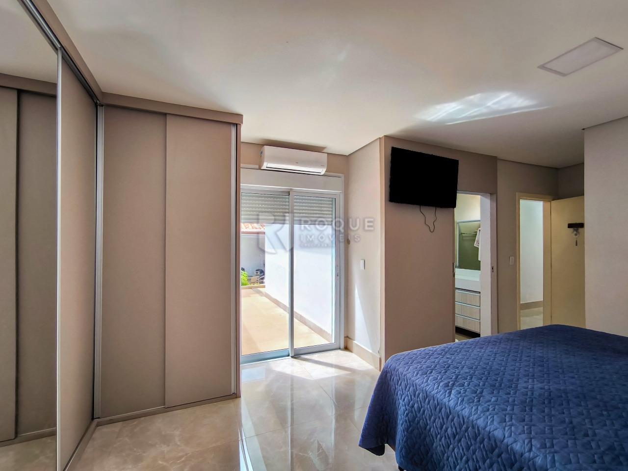 Casa Residencial à venda no bairro Jardim Canaa: SUÍTE 1