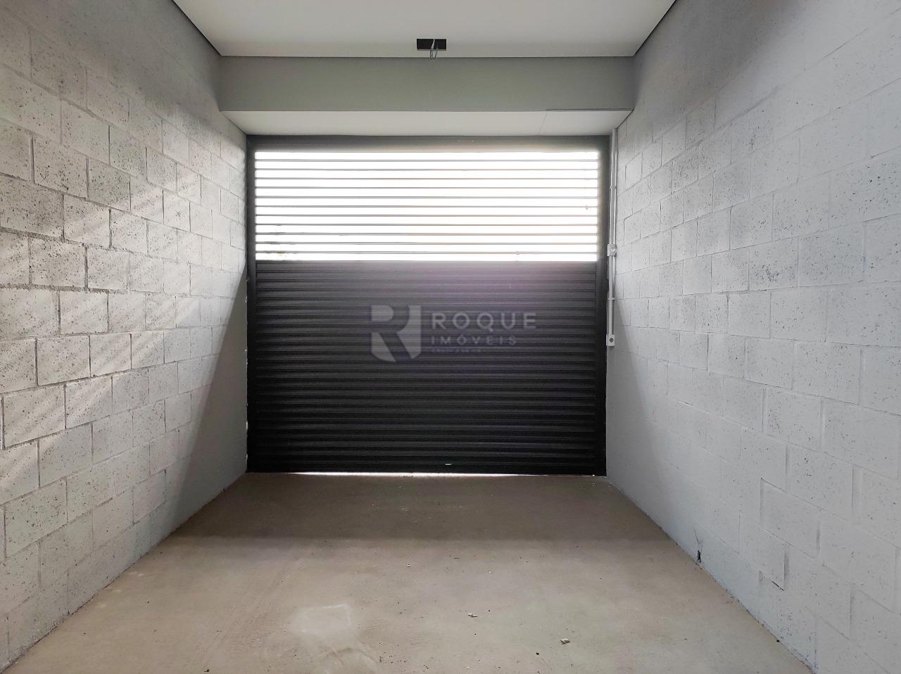 Barracão/Galpão à venda no bairro Jardim dos Jequitibás: ENTRADA