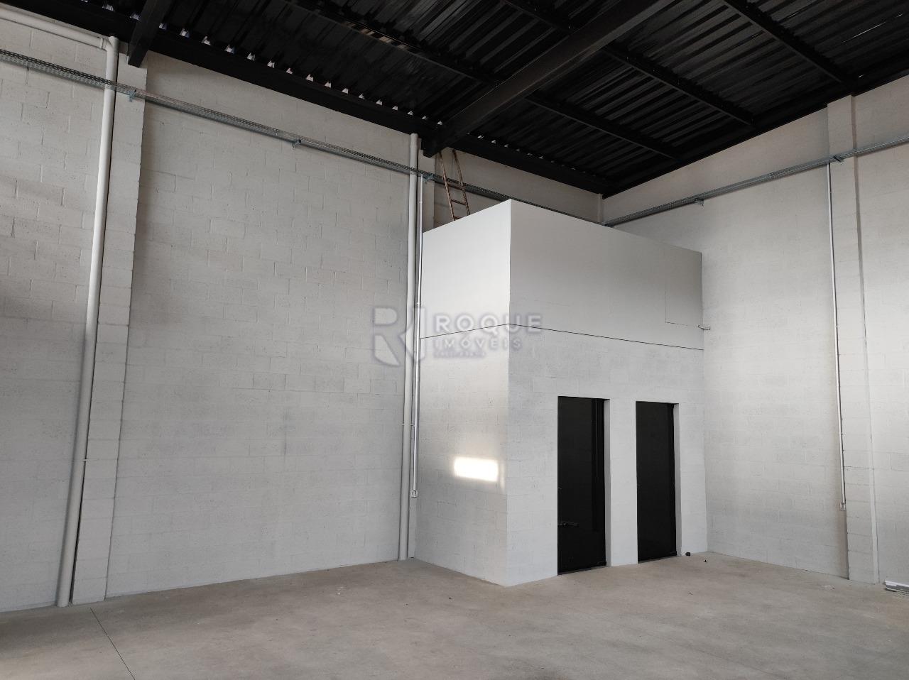 Barracão/Galpão à venda no bairro Jardim dos Jequitibás: 