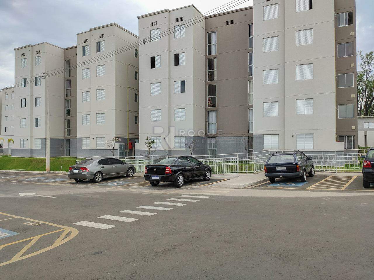 Apartamento à venda no bairro Parque Hippolyto: 