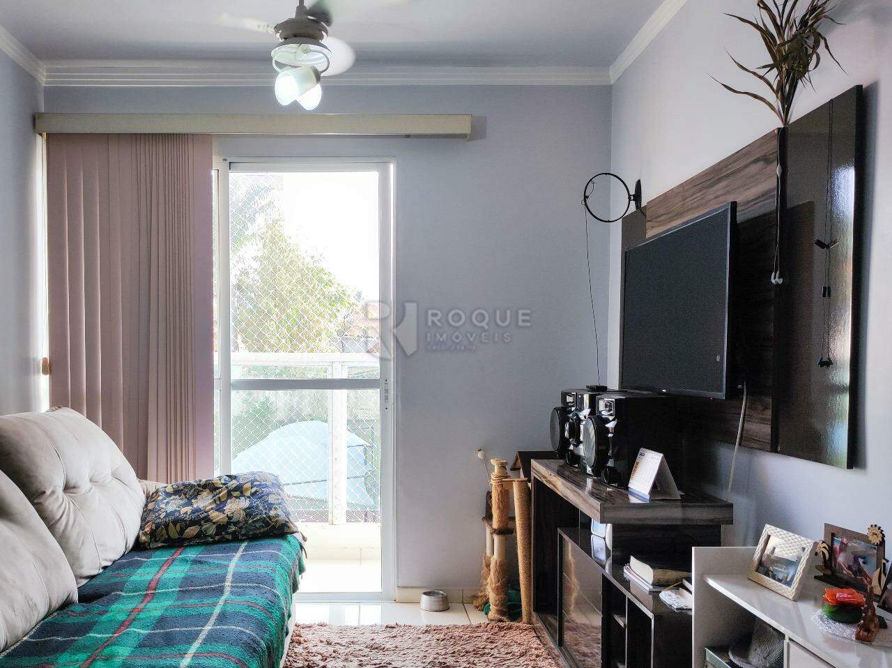 Apartamento à venda no bairro Vila Teixeira Marques: SALA DE TV