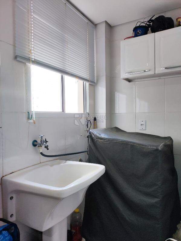 Apartamento à venda no bairro Vila Teixeira Marques: LAVANDERIA