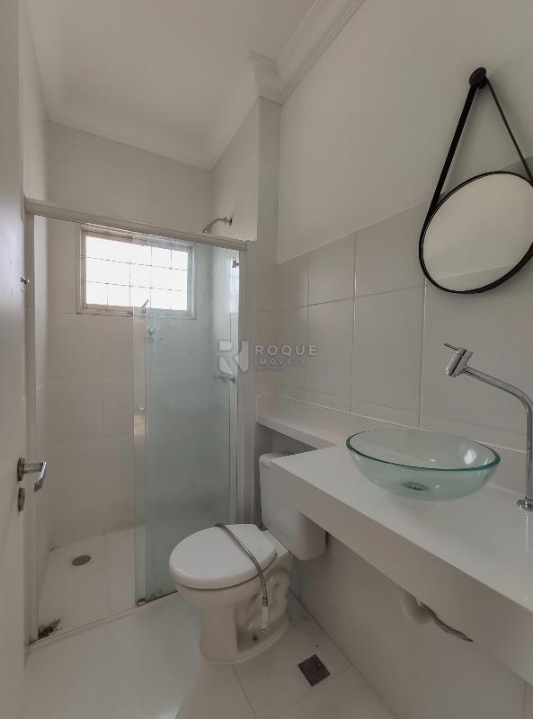 Apartamento para aluguel no bairro Vila Queiroz: WC social 