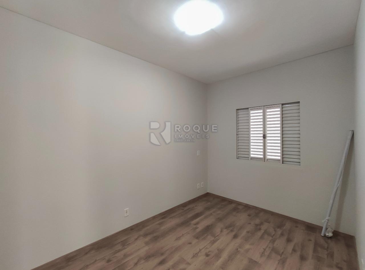 Apartamento para aluguel no bairro Vila Queiroz: Dormitório 1