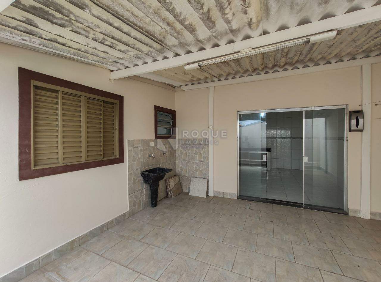 Casa Residencial para aluguel no bairro Conjunto Habitacional Manoel Francisco: Área de serviço 