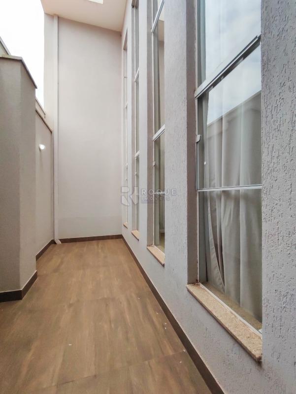 Casa em condomínio à venda no bairro Parque Residencial Roland: JARDIM DE INVERNO