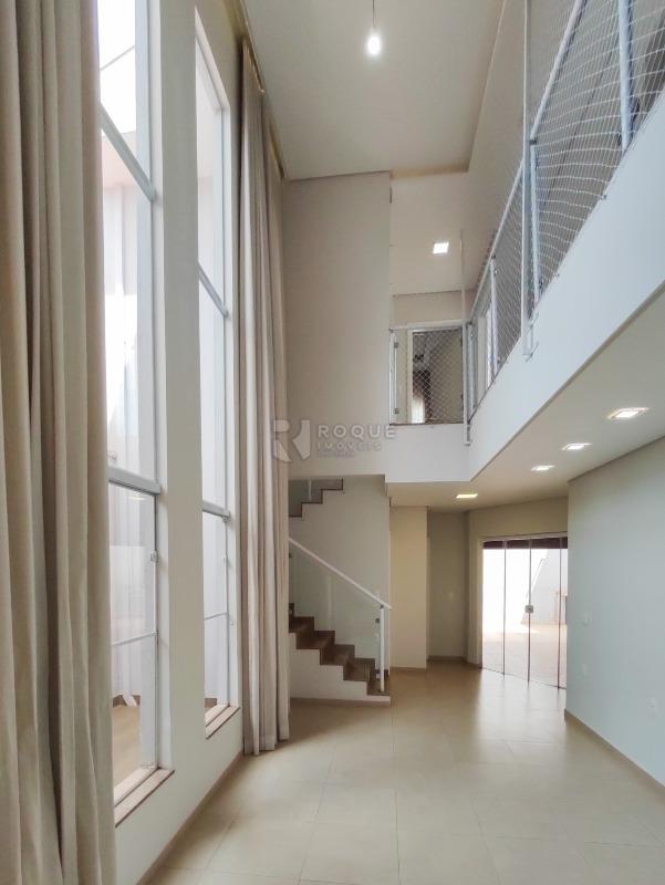 Casa em condomínio à venda no bairro Parque Residencial Roland: SALA DE JANTAR