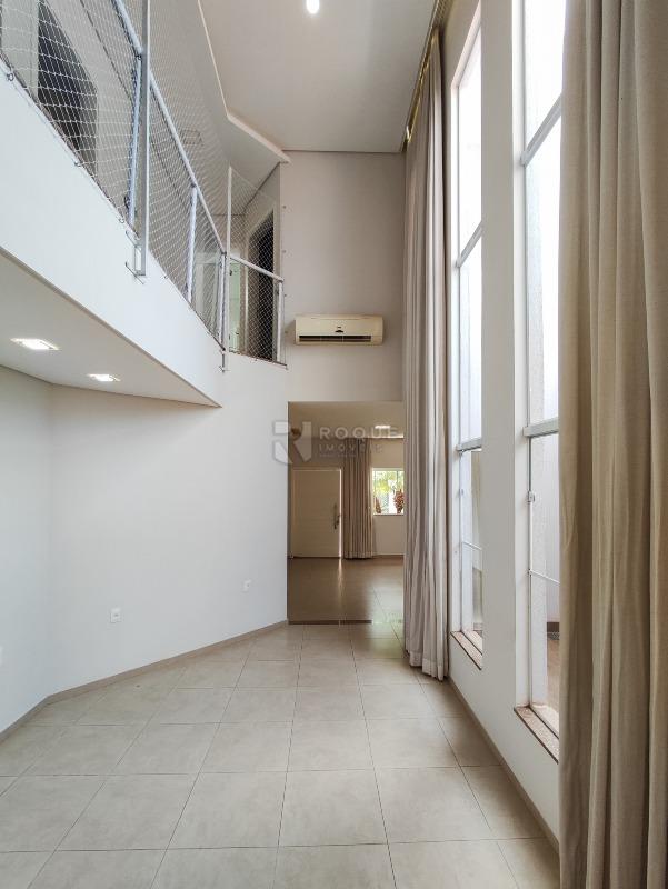 Casa em condomínio à venda no bairro Parque Residencial Roland: SALA DE JANTAR