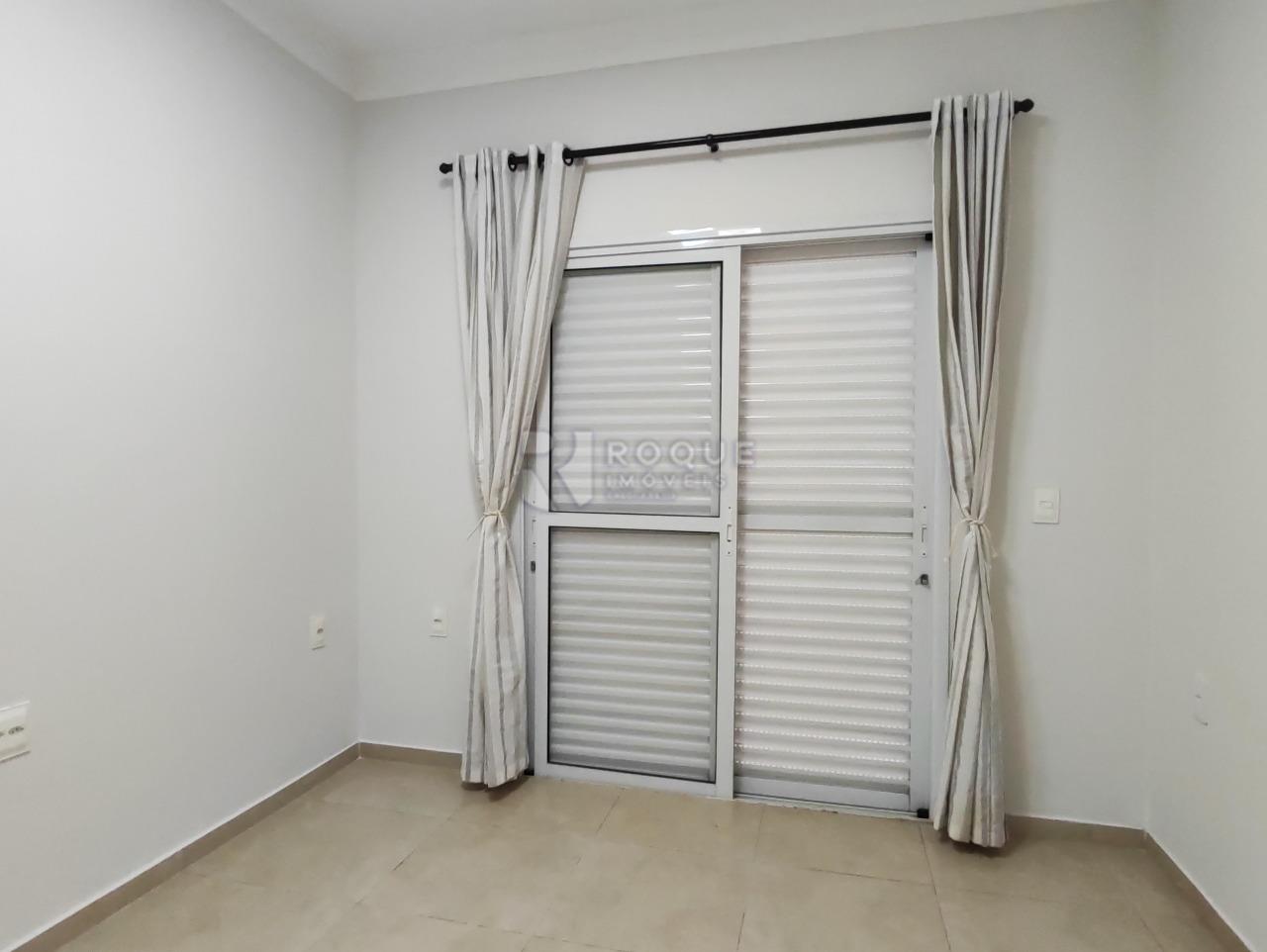 Casa em condomínio à venda no bairro Parque Residencial Roland: ESCRITÓRIO