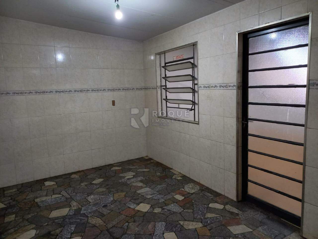 Casa Residencial para aluguel no bairro Parque Nossa Senhora das Dores: Copa