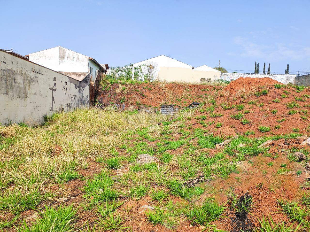 Terreno à venda no bairro Parque Egisto Ragazzo: 