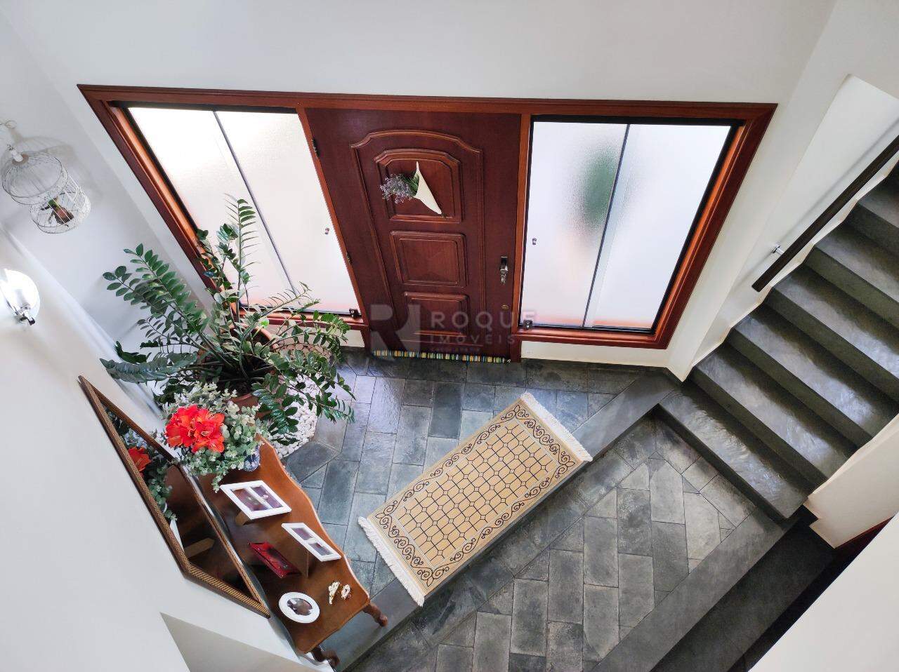 Casa em condomínio à venda no bairro Jardim Florença: ENTRADA