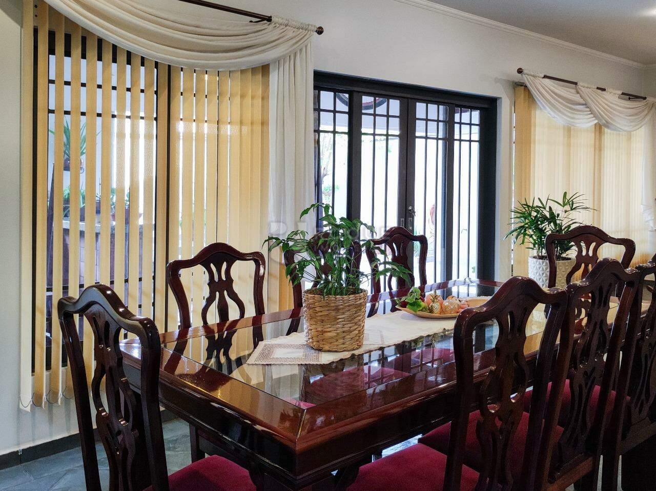 Casa em condomínio à venda no bairro Jardim Florença: SALA DE JANTAR