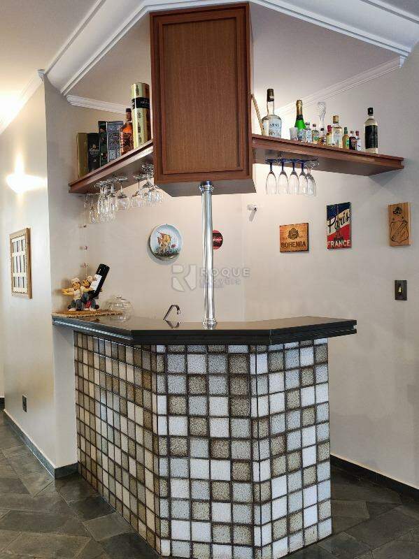 Casa em condomínio à venda no bairro Jardim Florença: BAR