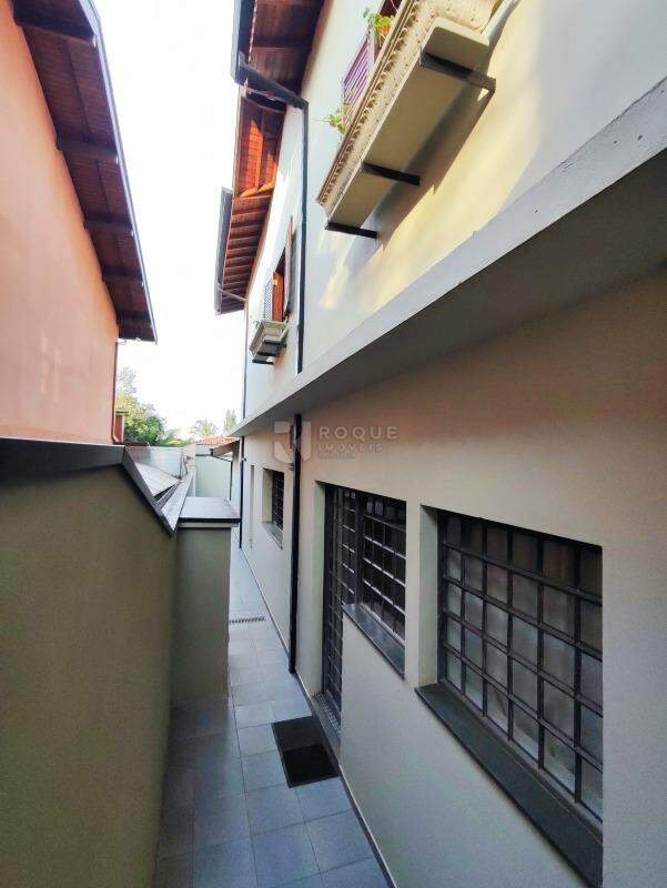 Casa em condomínio à venda no bairro Jardim Florença: LATERAL EXTERNA