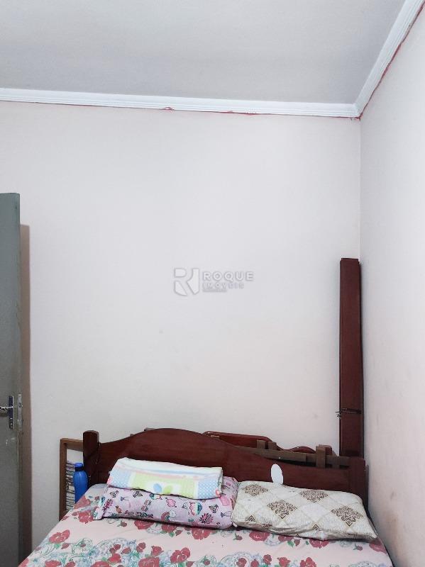 Casa Residencial à venda no bairro Jardim Orestes Veroni: DORMITÓRIO 1