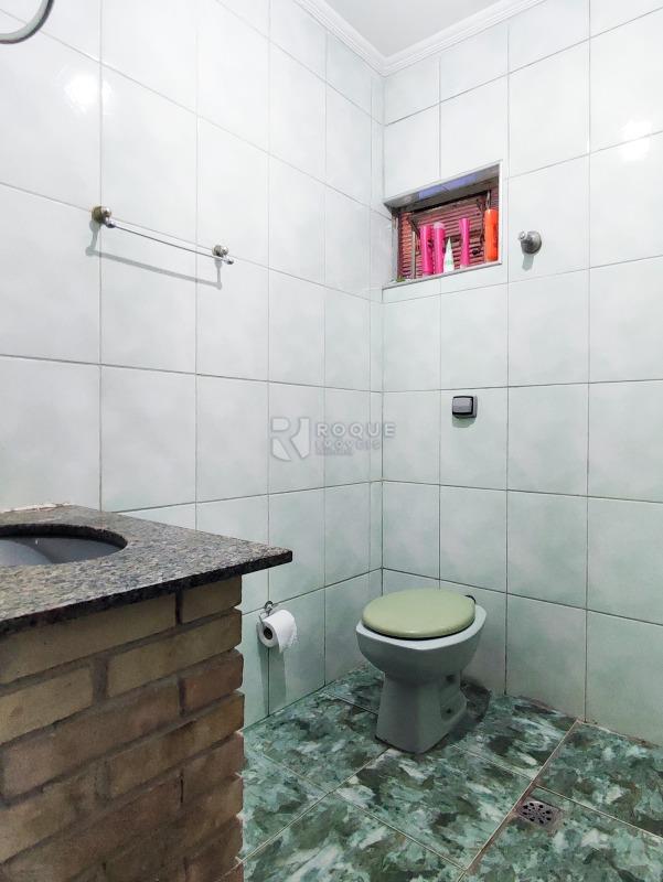 Casa Residencial à venda no bairro Jardim Orestes Veroni: BANHEIRO SOCIAL