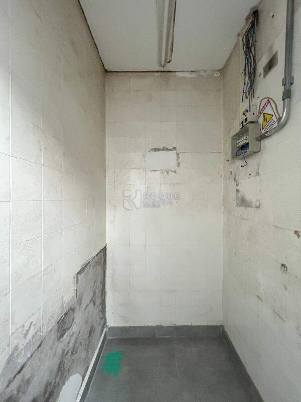 Barracão/Galpão para aluguel no bairro Jardim Glória: Despensa / sala 
