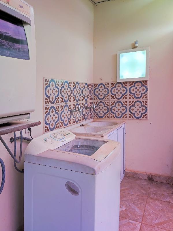 Chácara à venda no bairro Chácaras de Recreio Santa Helena: LAVANDERIA